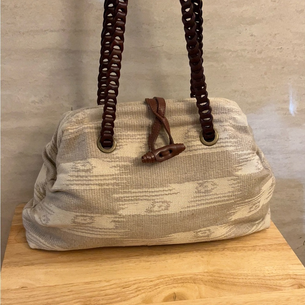 Carla Marchi Women's Shoulder Bag Leather Braided Straps Unique Toggle Closure